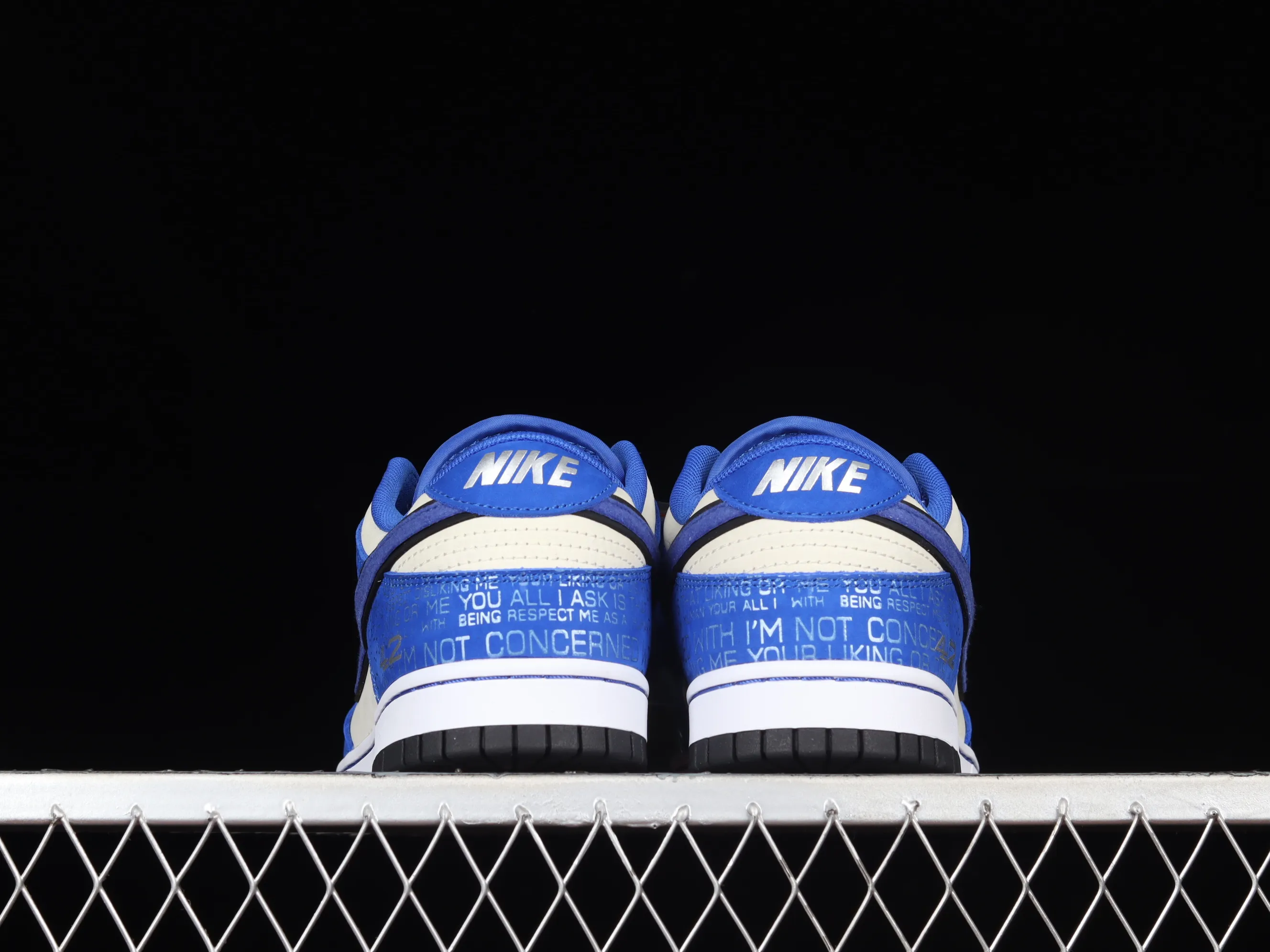 All Categories Nk SB Dunk Series Nk SB Dunk Low Low-top Sneakers Nk SB Dunk Low "Jackie Robinson" Robinson 75th Anniversary SB Retro Casual Sneakers DV2203-400